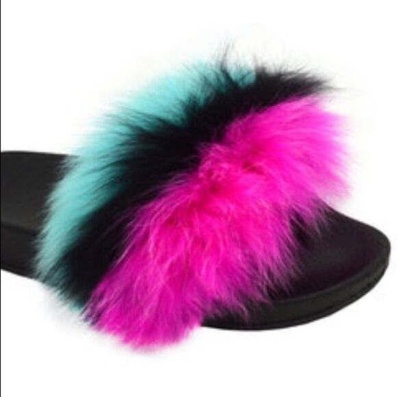 Women’s Fur Ball Fluffy Slippery - Picture 1 of 8